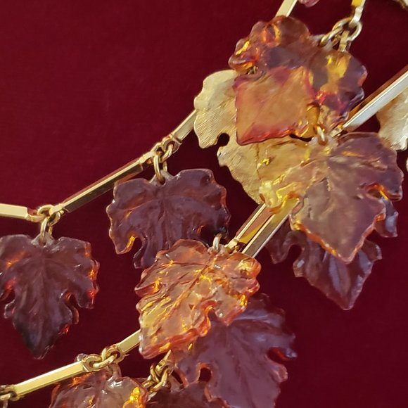 Rare Vintage Celluloid Autumn Leaves Necklace - Picture 8 of 13